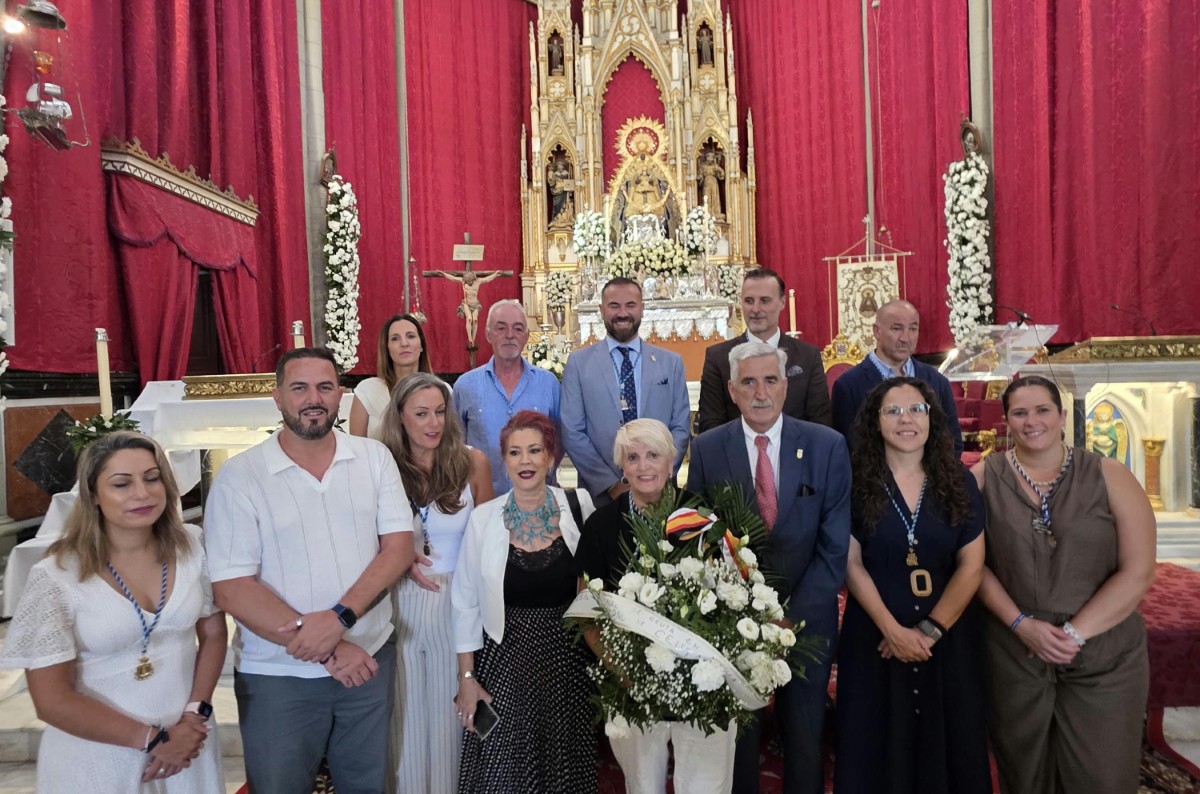 La Casa Regional de Ceuta en Melilla participa por primera vez en la Ofrenda Floral a la Virgen de Regla