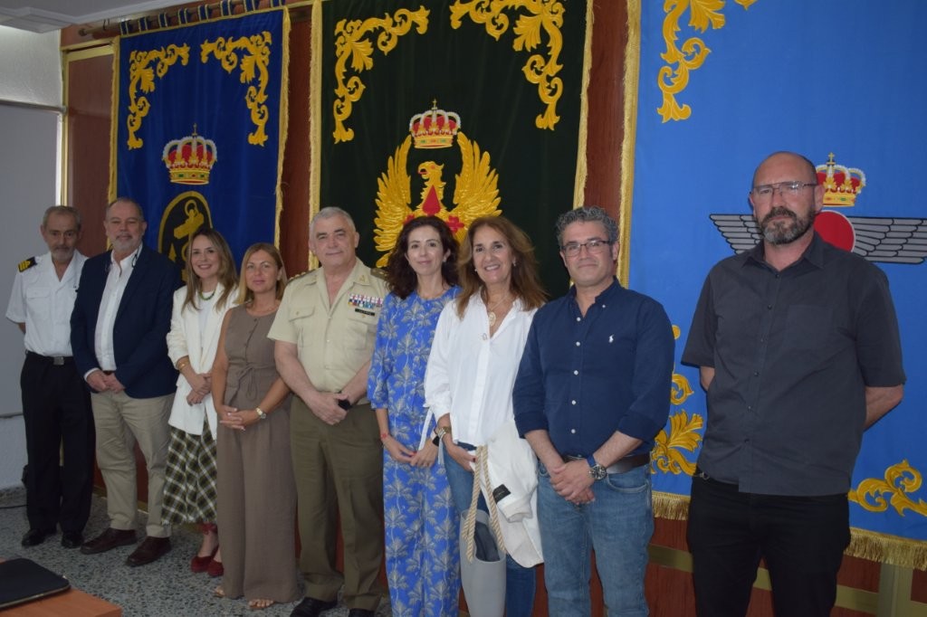 Zulaikha Pecino Hamed, del IES Luis de Camoens, gana en Ceuta el concurso “Carta a un militar español”