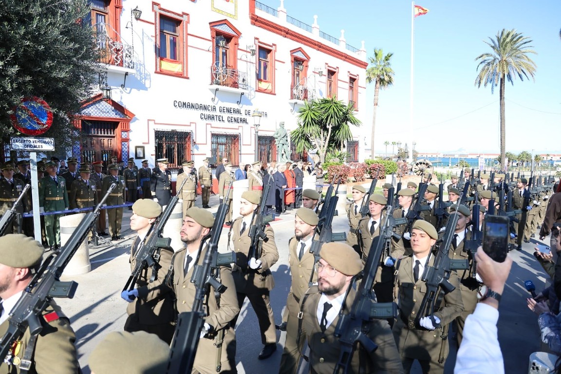 Ceuta celebra la Pascua Militar en un acto presidido por el comandante general