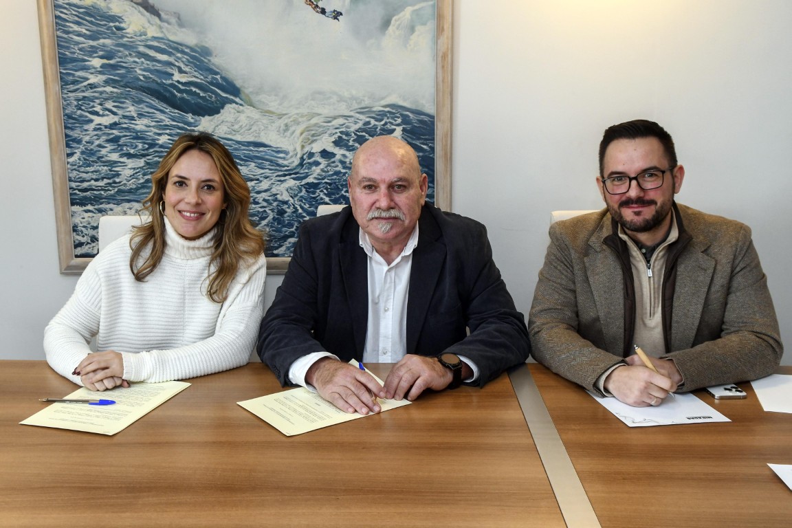 La Ciudad firma un convenio de colaboración con la Asociación Fotográfica Miradas