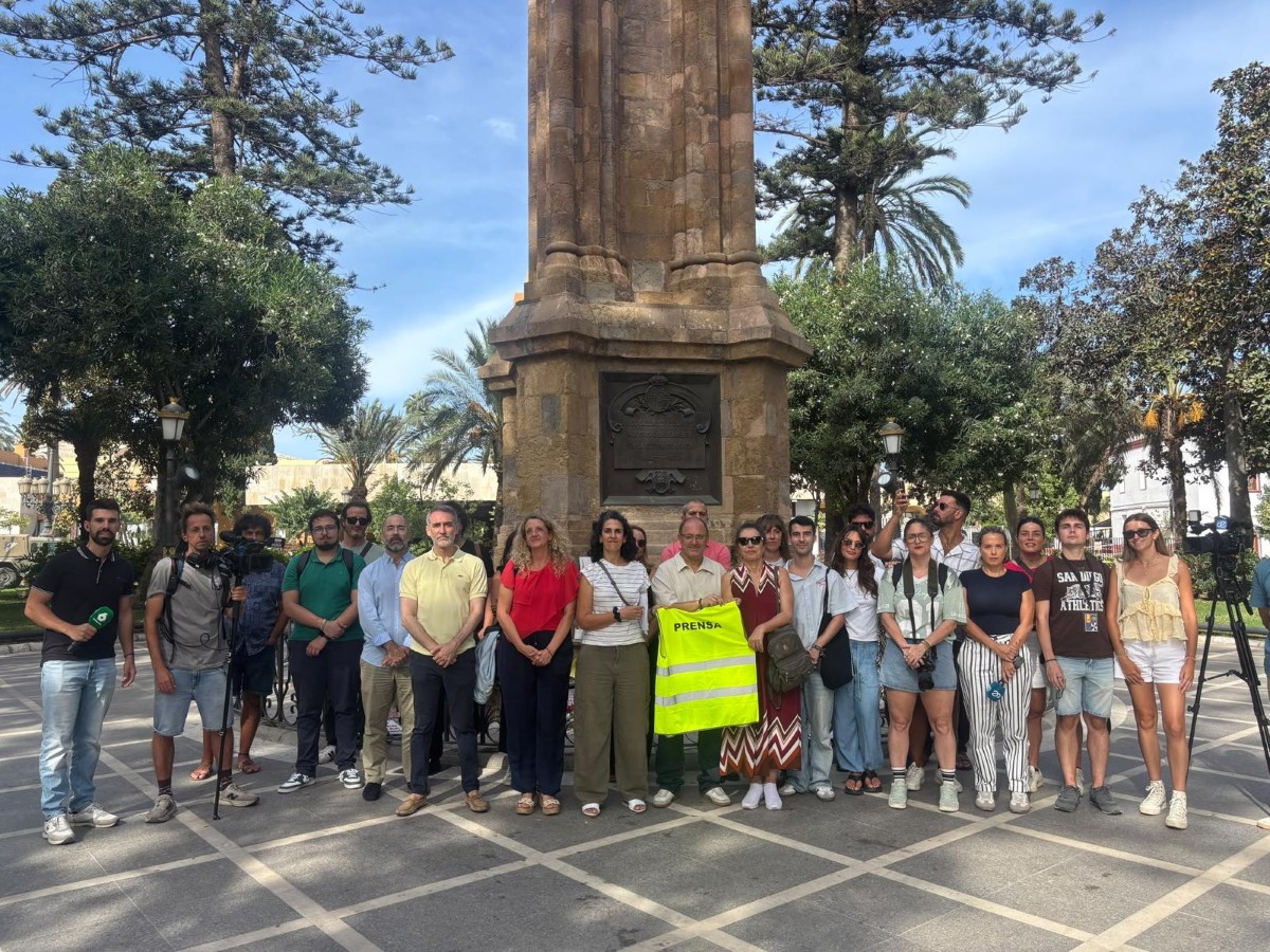 El Colegio de Periodistas de Andalucía condena en Ceuta las agresiones a los profesionales de la información