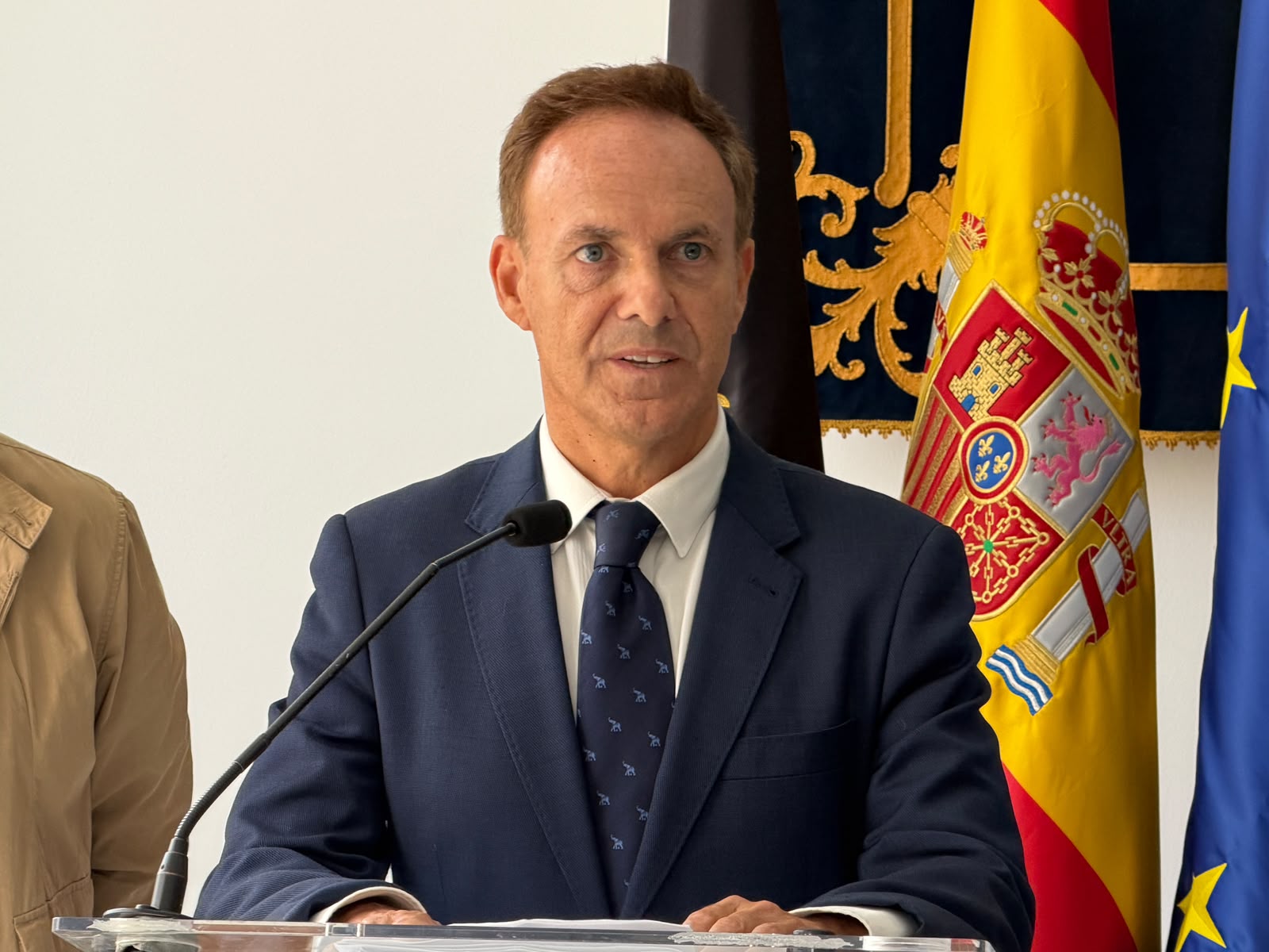 El nuevo delegado del Gobierno, David de la Encina, dice que viene a “dar la cara y a trabajar”