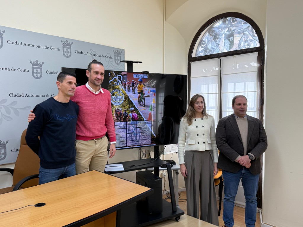 La Ciudad y la Federación de Ciclismo impulsan una nueva escuela para fomentar el deporte base en Ceuta