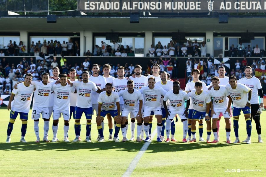 Las Palmas hurga en la herida del Ceuta y se lleva los tres puntos del Murube (0-2)