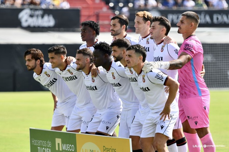 Carlos Hernández rescata al Ceuta en la última jugada y evita otra derrota en el Murube (1-1)
