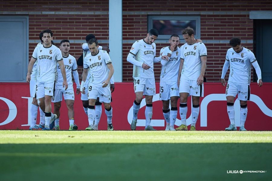 Pedro López asegura el triunfo en Anduva y culmina la semana perfecta del Ceuta (0-1)