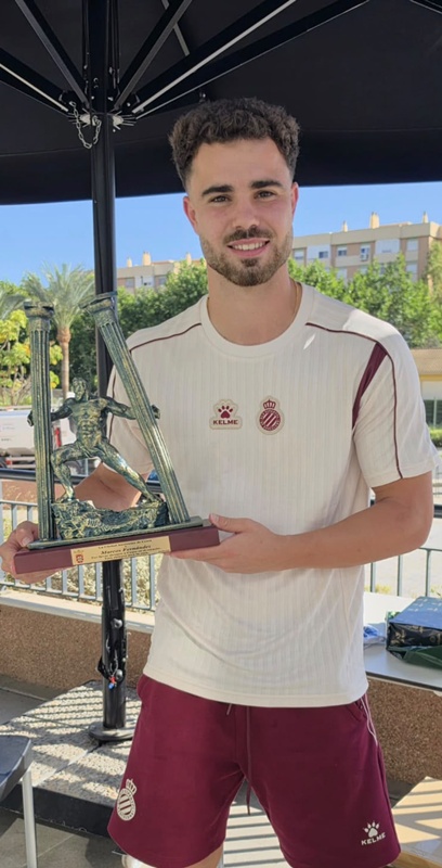 Ceuta reconoce a Marcos Fernández por llevar a la ciudad en el corazón tras su primer gol en Primera