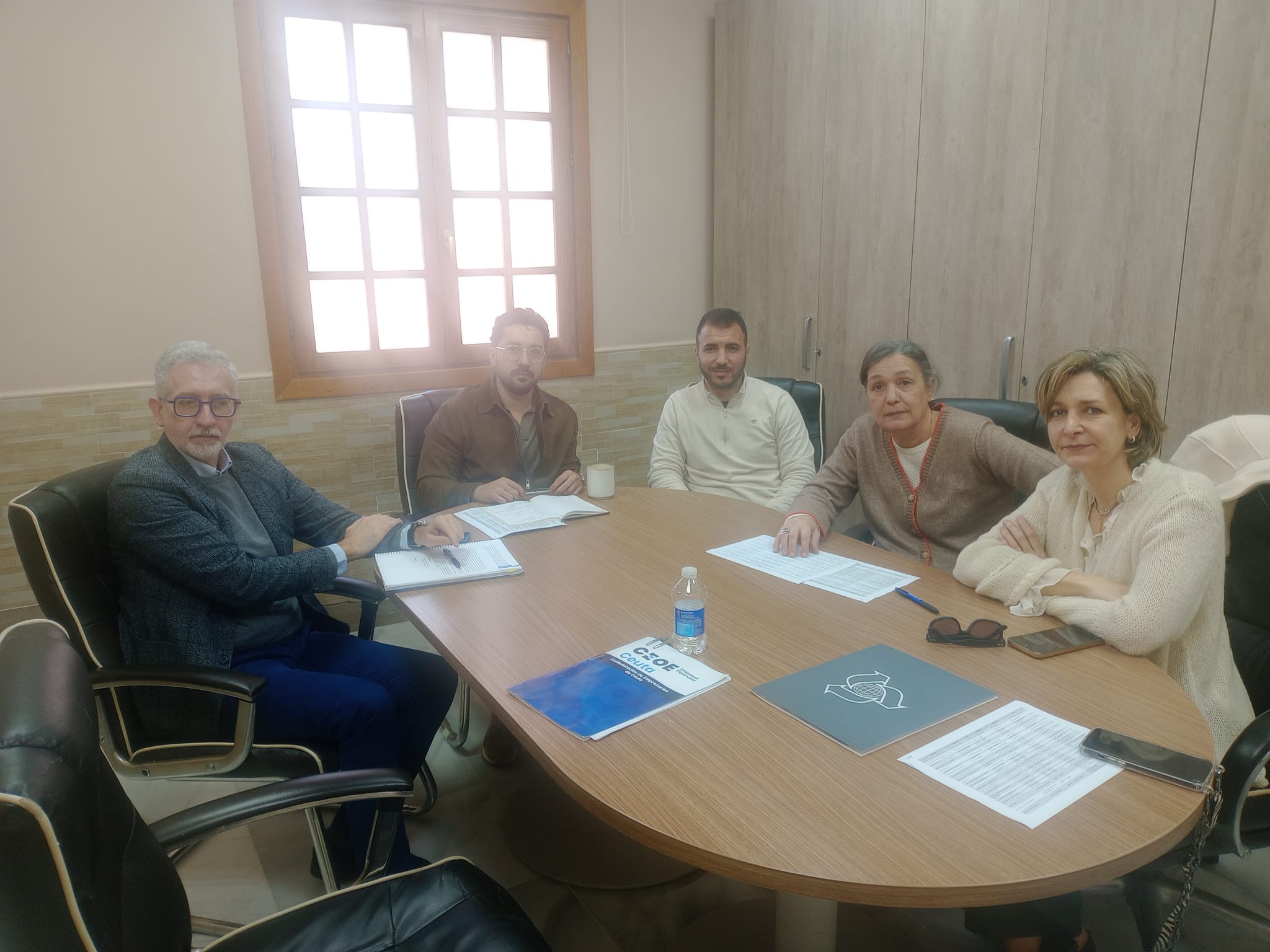 La Confederación de Empresarios traslada a Obimace las inquietudes del sector de la construcción