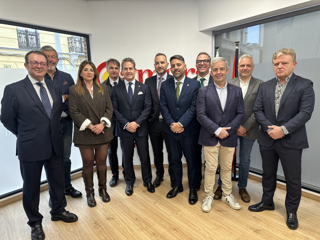 La Cámara de Comercio de Ceuta constituye su nuevo Pleno y reelige como presidente a Karim Bulaix