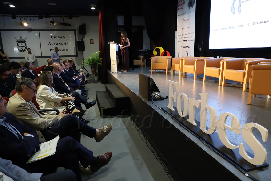 Ceuta acelera su apuesta tecnológica para convertirse en el gran puente digital entre Europa y África