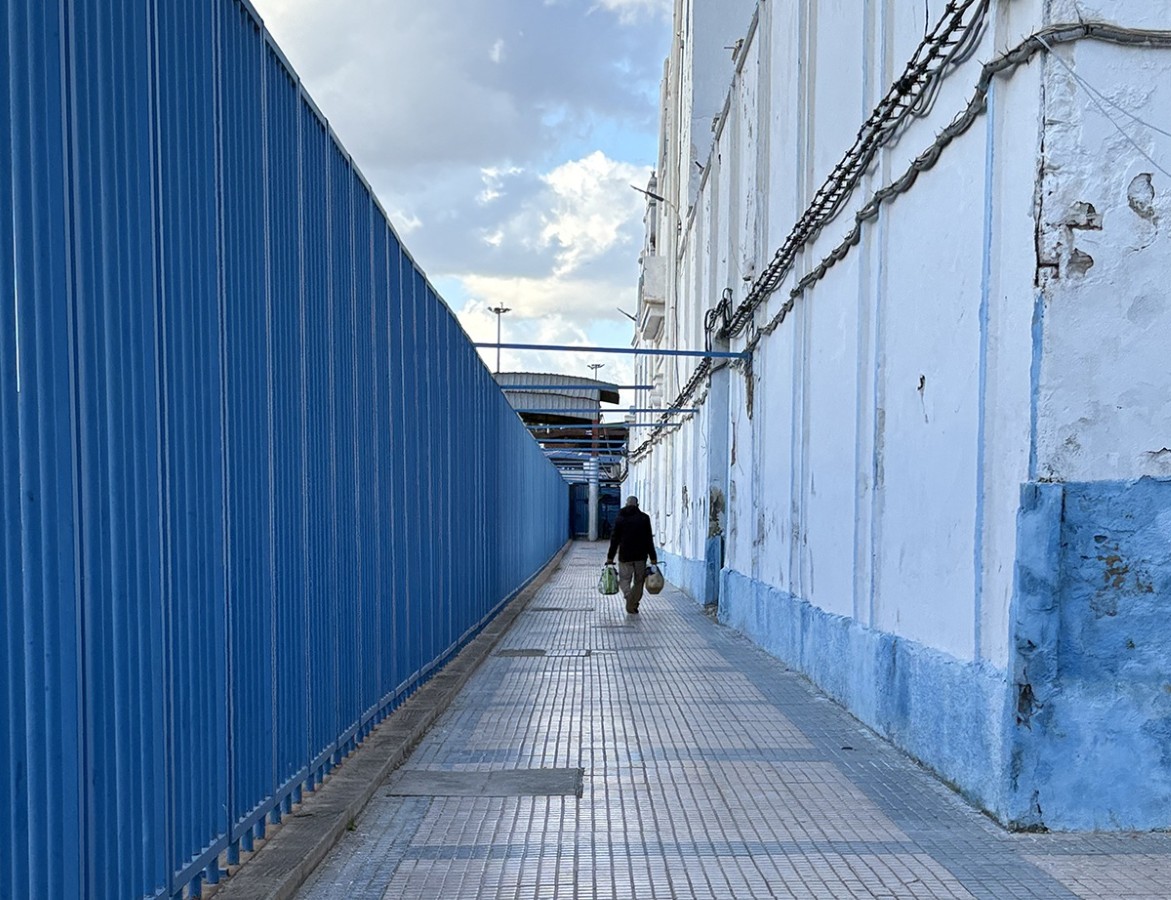 Una investigación revela las estrategias de supervivencia de las trabajadoras transfronterizas