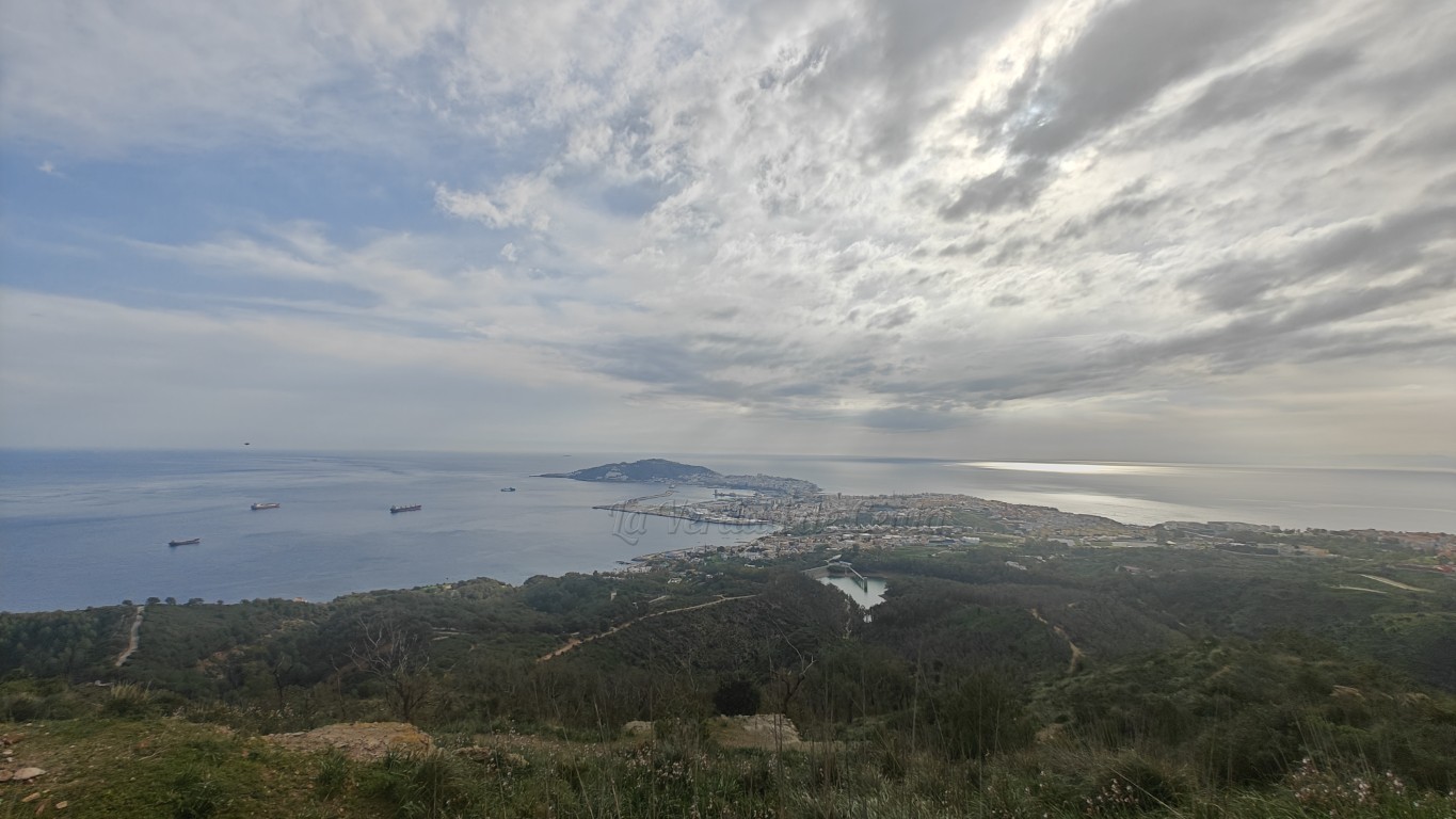 La Guardia Civil rescata a tres senderistas perdidos por García Aldave