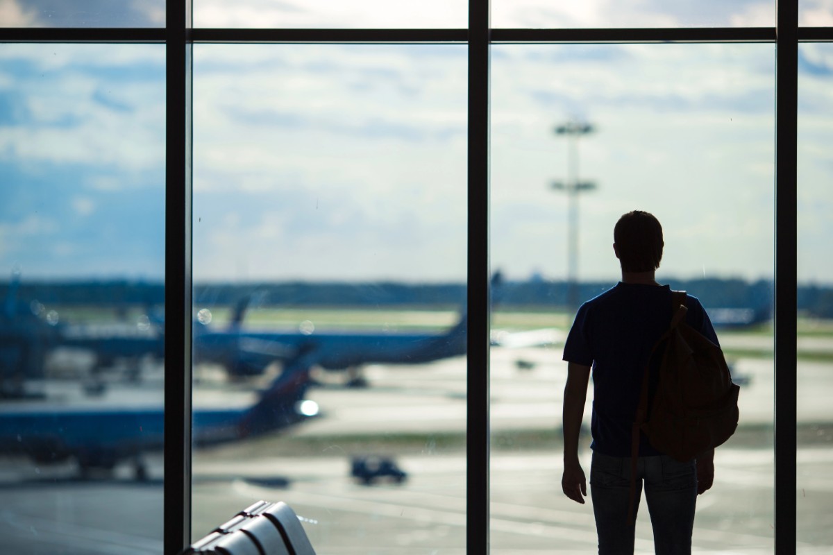 ¿Vas a viajar al extranjero? Todo lo que deberías revisar antes de salir