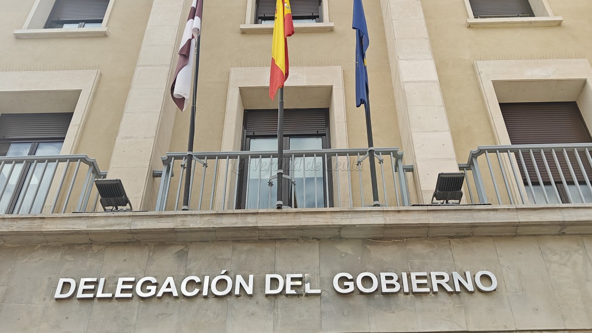 El MDyC pide al delegado que aclare si el CNI informó a la Delegación sobre la crisis migratoria