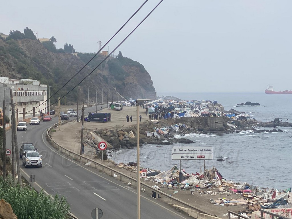 Ya no quedan inmigrantes en la playa del Trampolín, ahora están en otros sitios