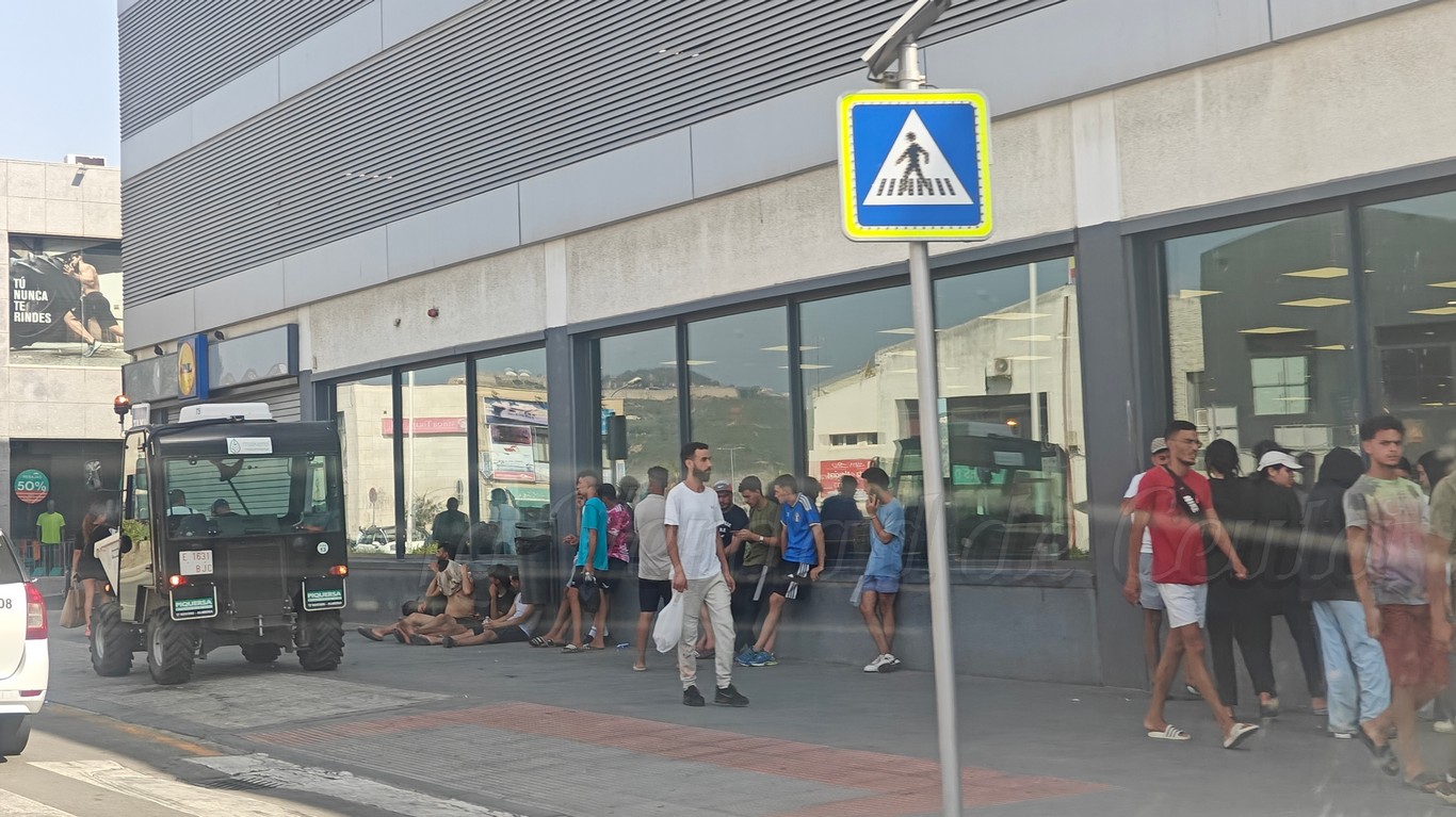 La Cámara de Comercio reclama más seguridad, ayudas urgentes y un plan de contingencia para Ceuta