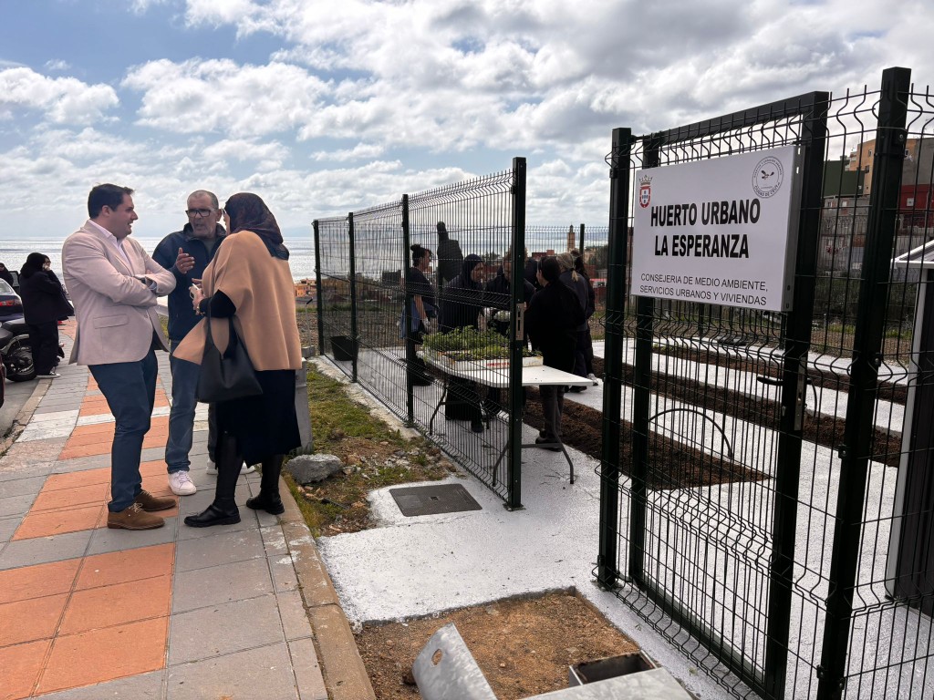 Ramírez inaugura en Loma Colmenar el huerto urbano ‘La Esperanza’ y destaca el impulso de la educación ambiental en Ceuta
