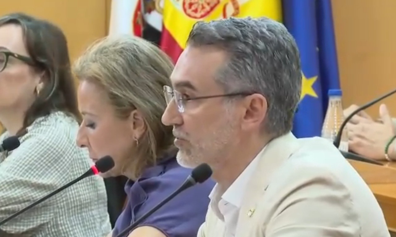 El PSOE acusa al Gobierno de Vivas de retrasar la economía circular y advierte del riesgo de perder fondos europeos y empleo verde