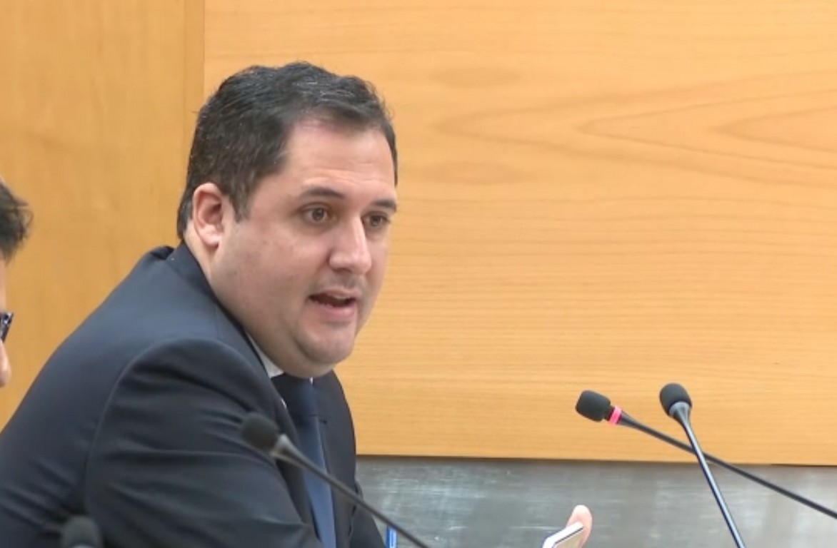 El Gobierno defiende su plan de vivienda frente a las críticas de MDyC y PSOE