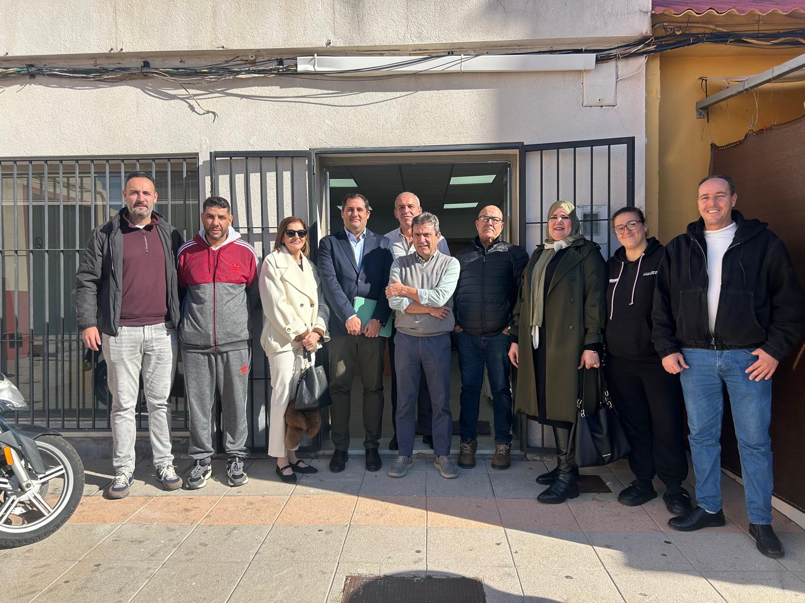 La Ciudad se reúne con la junta directiva de la asociación de vecinos del Príncipe Alfonso