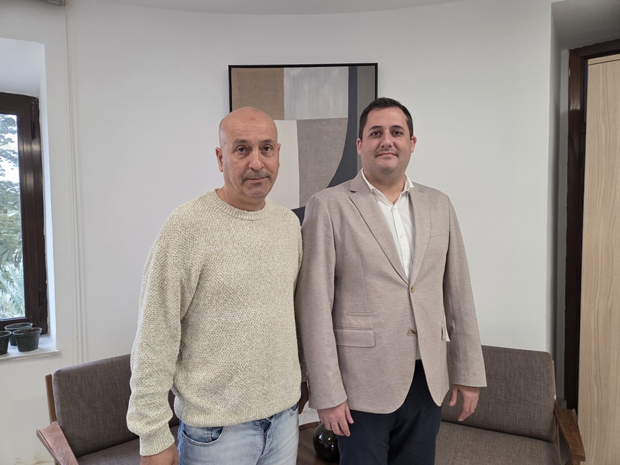 AUGC plantea reorganizar el tráfico en Hadú con dobles sentidos y nuevas zonas de aparcamiento