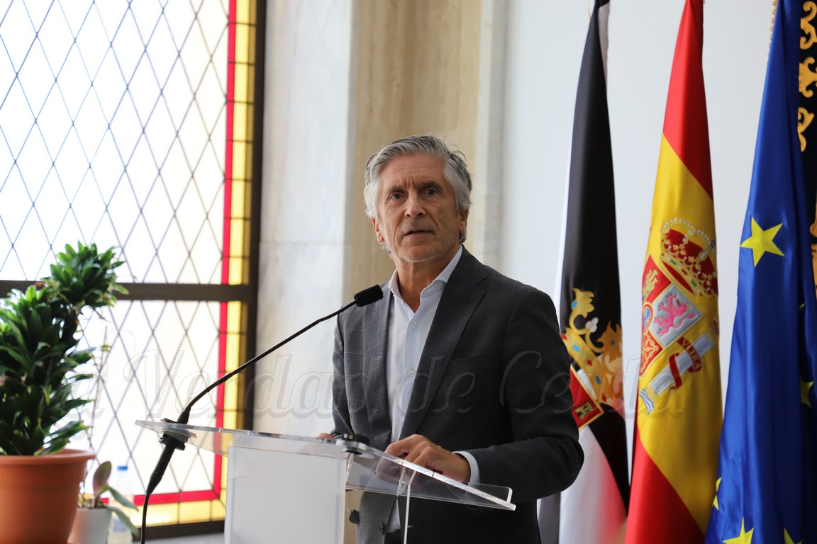 Marlaska dice que en España “se quedarán los menores que se tengan que quedar”