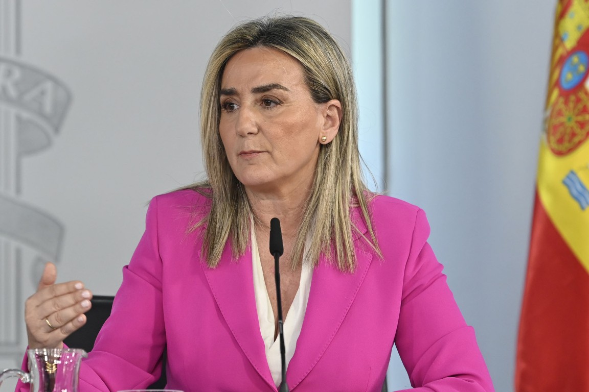 Mercedes Tolon, ministra de Educación