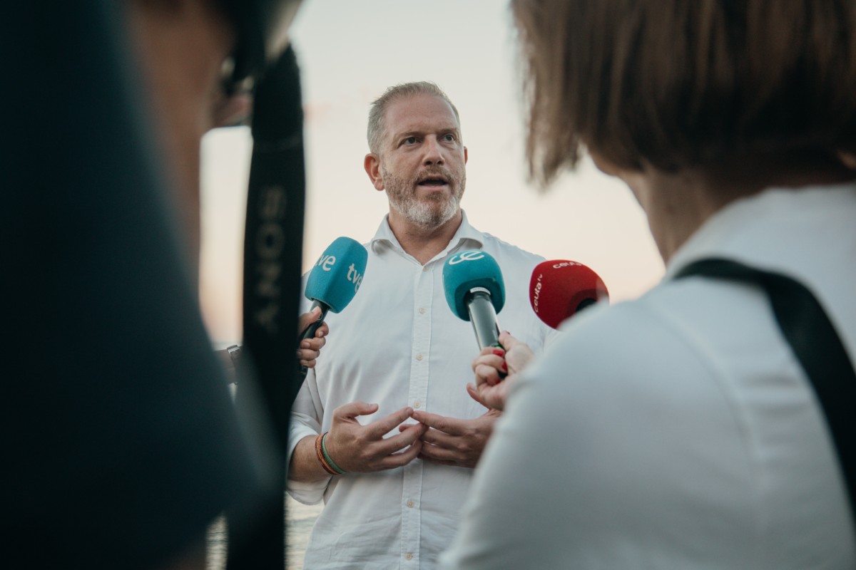 El eurodiputado Diego Solier se pregunta “¿qué impide actuar en Ceuta al Gobierno español?”