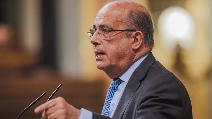 Gil Lázaro acusa al Gobierno de “traición” a Ceuta y denuncia la falta de agentes en la frontera durante la invasión