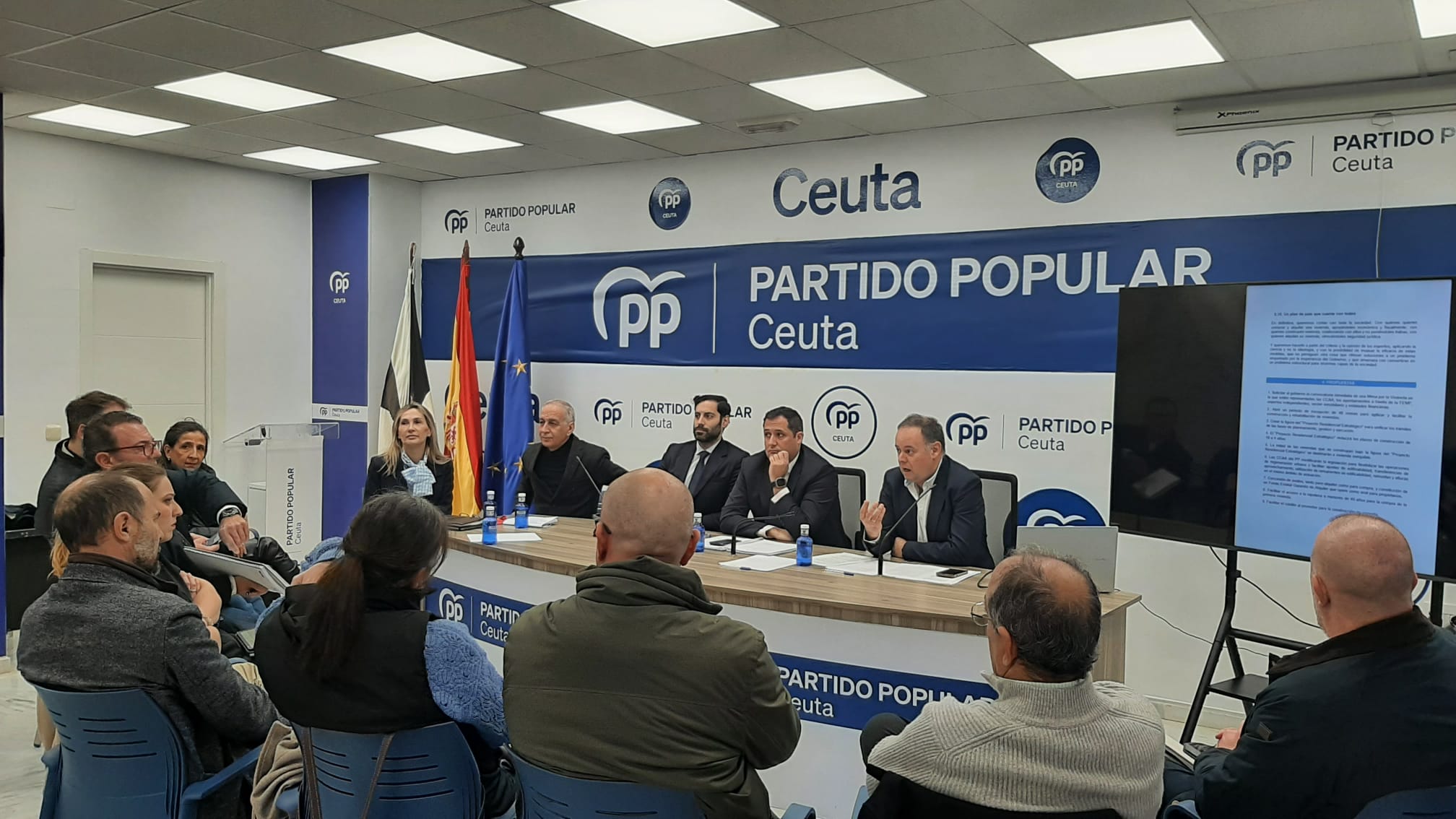 El PP de Ceuta presenta su plan nacional de vivienda y propone agilizar licencias y reforzar el apoyo fiscal a jóvenes