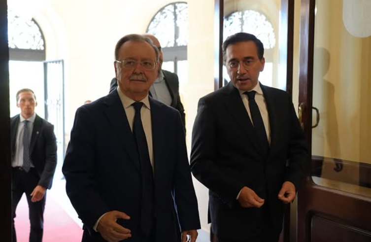Albares: "Ceuta y Melilla garantizan absolutamente" la integridad de Schengen