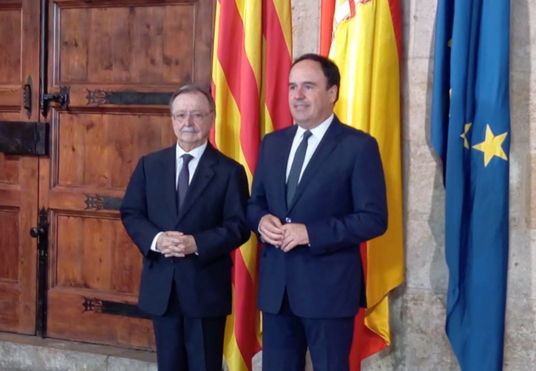 Vivas destaca que la alta distinción de la Generalitat a Ceuta honra el coraje y el valor de los ceutíes