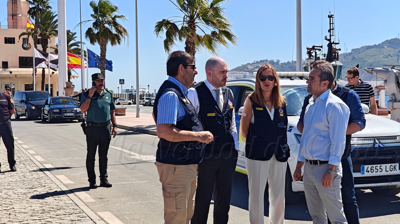 Ceuta prueba el Muelle de España como tercera zona de emergencia ante una posible saturación del embosalmiento en la OPE