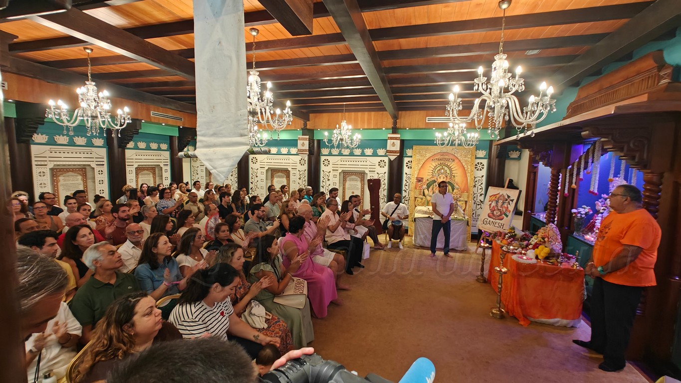Ganesh templo hindu 26 04