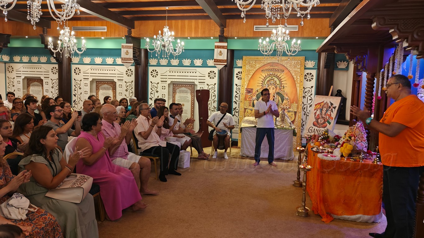 Ganesh templo hindu 26 05