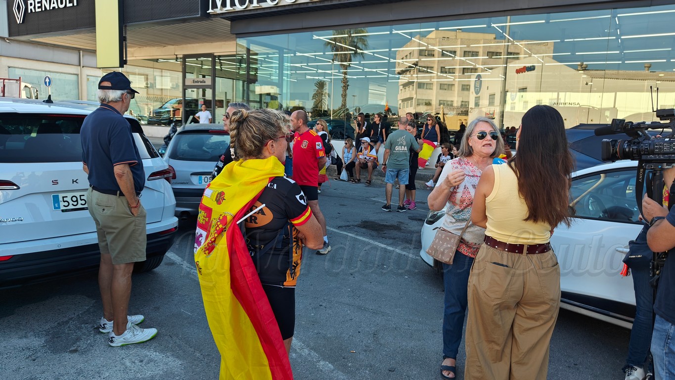 Cadena Humana Defensa Ceuta 01