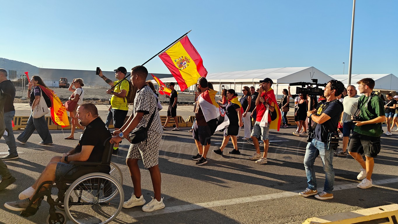 Cadena Humana Defensa Ceuta 13