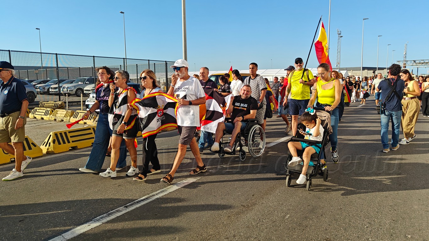Cadena Humana Defensa Ceuta 15