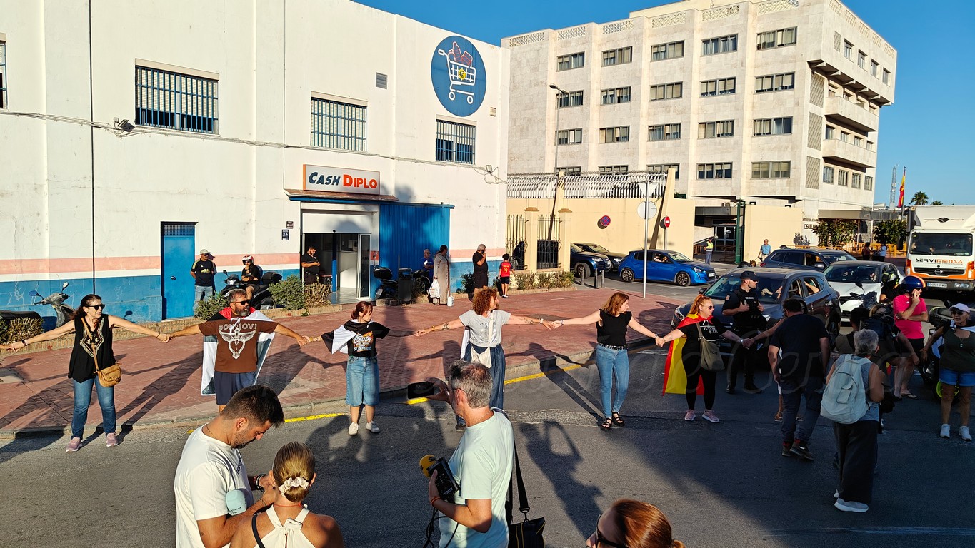 Cadena Humana Defensa Ceuta 27