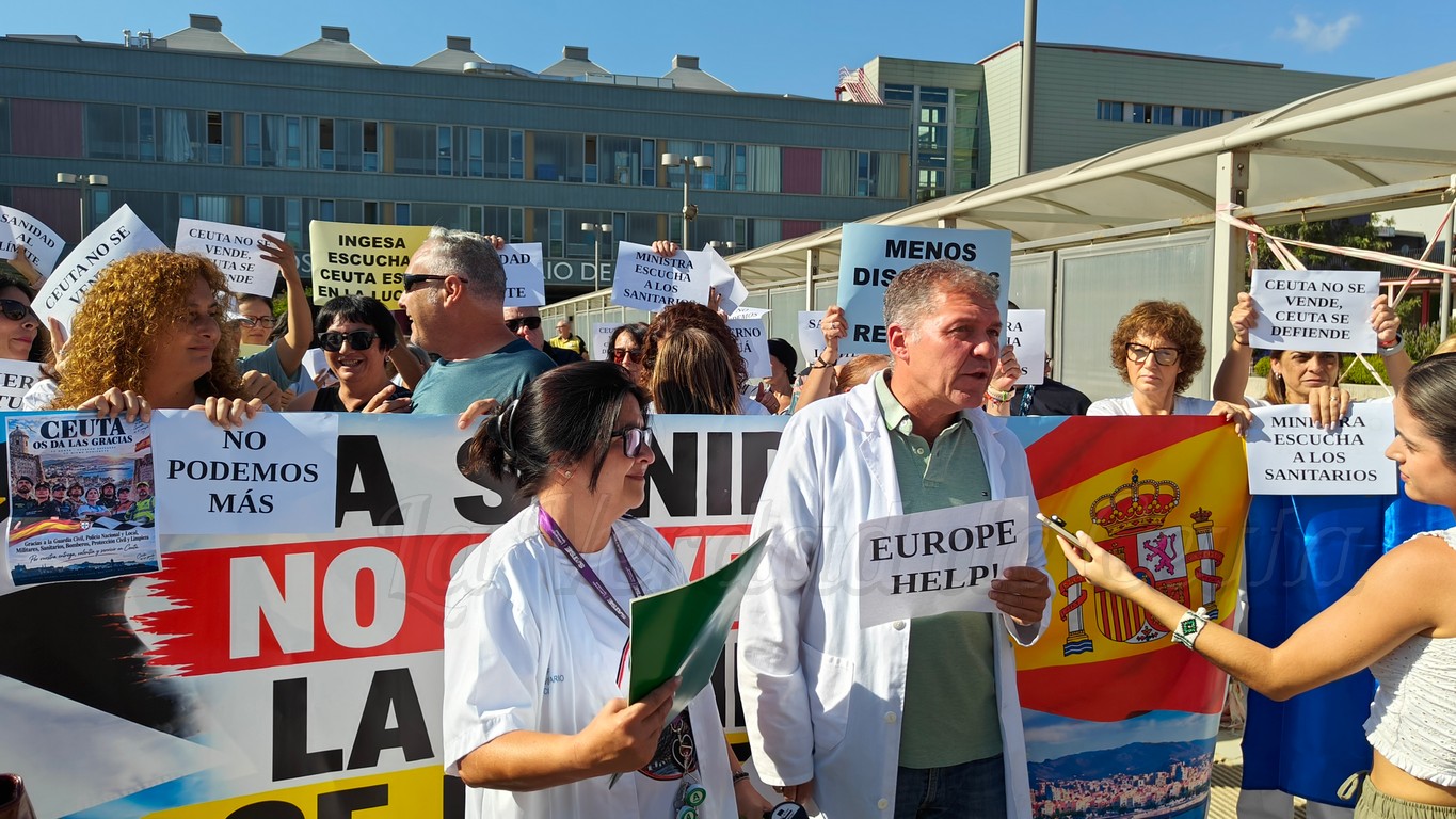Los sanitarios cargan contra Sanidad: “Nos están dejando literalmente tirados”