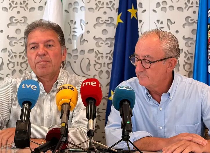 El presidente de la Organización Médica Colegial visita Ceuta y alerta del impacto de la crisis sobre la sanidad