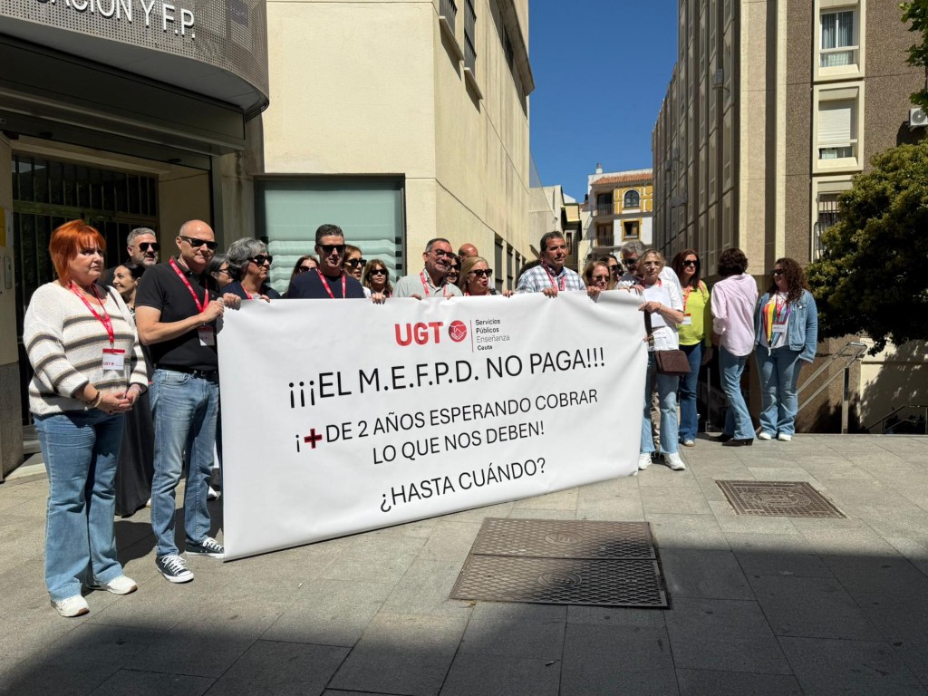 Delegados de la concertada se concentran en Ceuta para reclamar el pago de atrasos salariales pendientes desde 2024