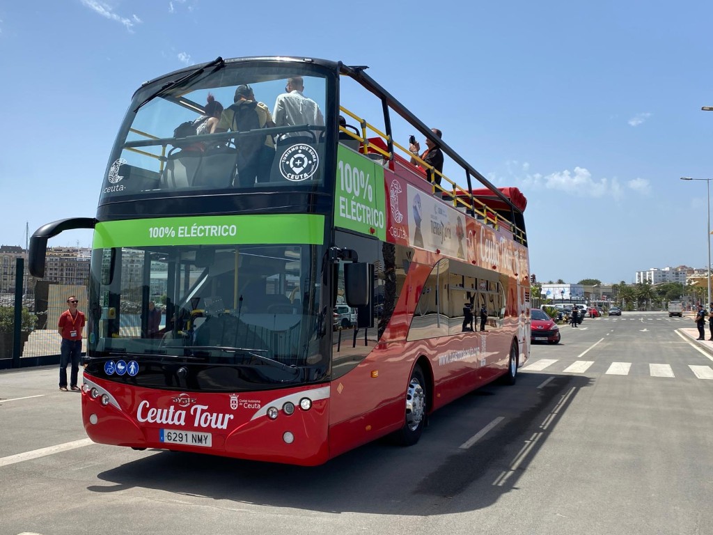 Ceuta se iguala a otras autonomías con la incorporación del autobús turístico