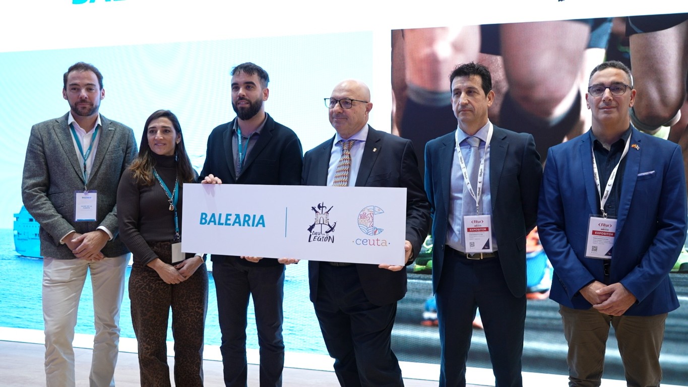 Ciudad y Balearia sellan en Fitur el acuerdo que permitirá a Ceuta contar con un barco-hotel para “La Cuna”