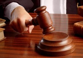 OCU presenta una queja ante el Consejo General del Poder Judicial por la actuación del juez en el caso contra Apple