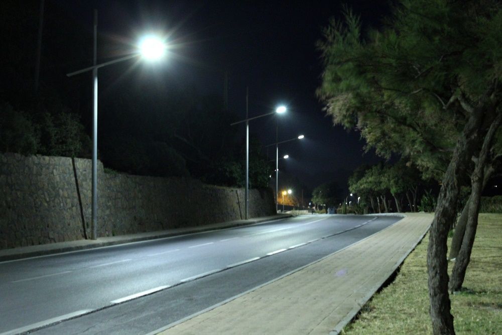 Medio Ambiente promueve el ahorro energético sustituyendo más de 500 puntos de luz.