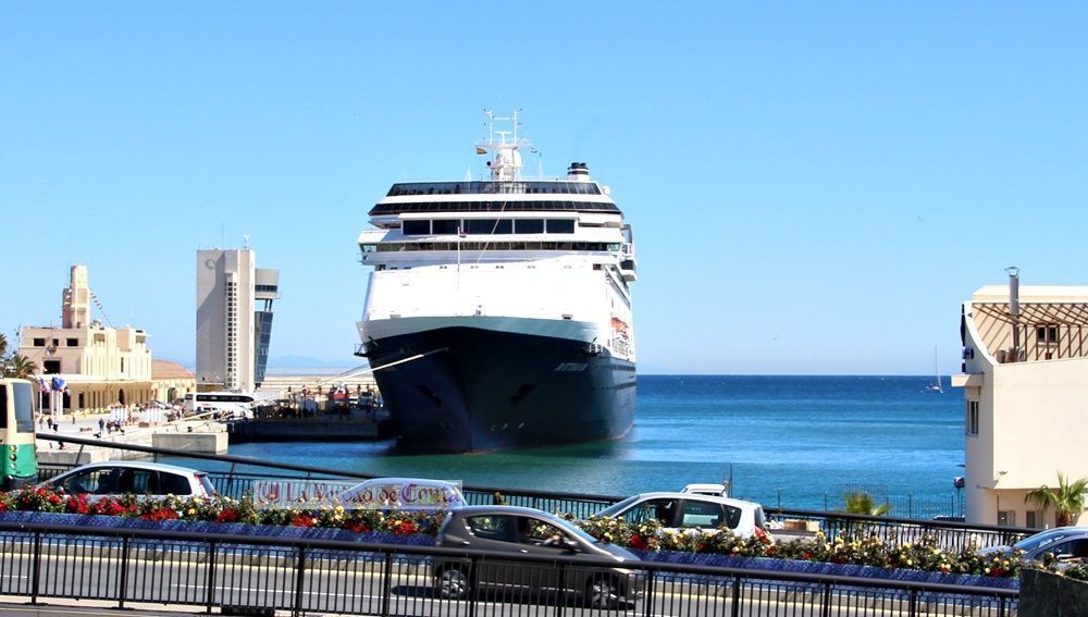 La Autoridad Portuaria organiza una jornada sobre el sector de cruceros.