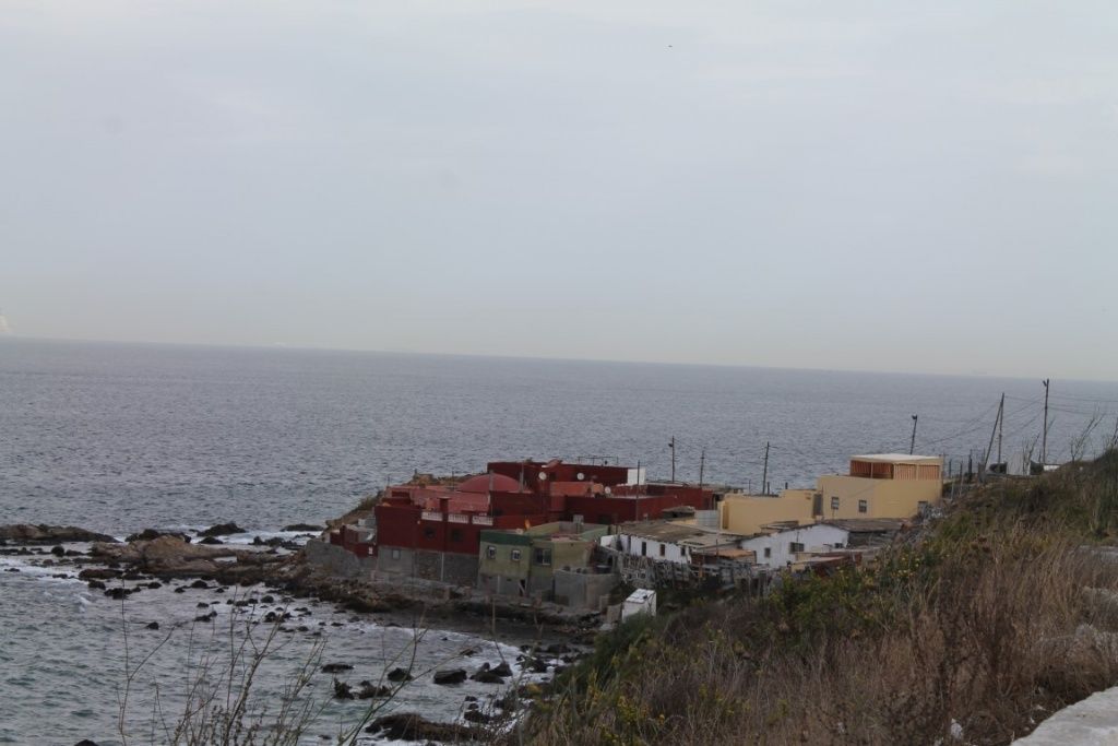 El Defensor del Pueblo pregunta a Ceuta por los procedimientos de desalojo y realojo de población chabolista.