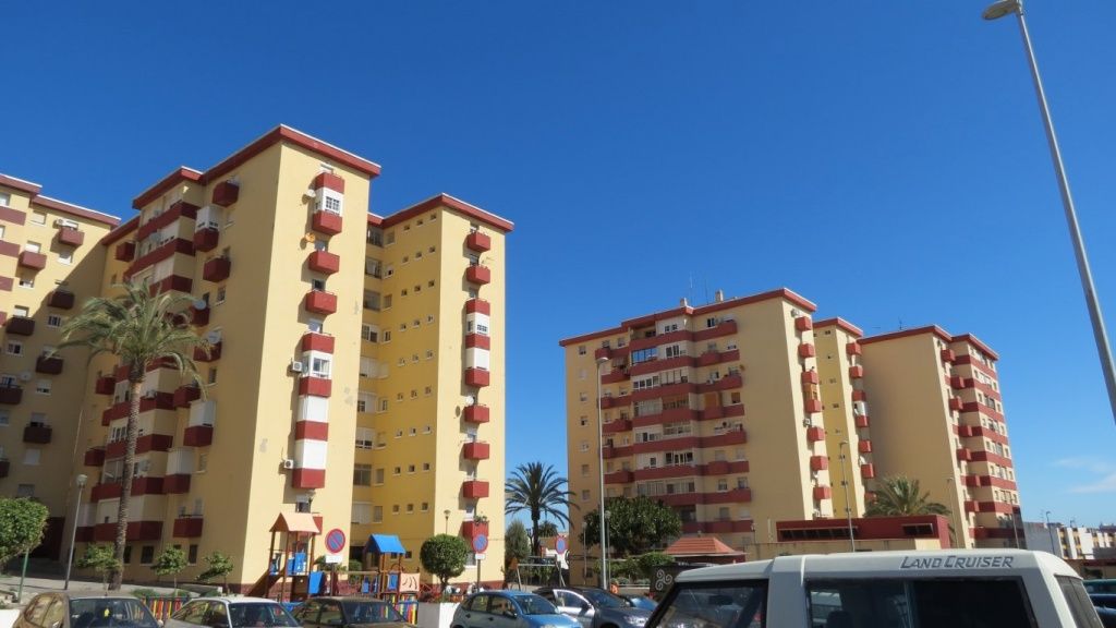 El PSOE denuncia que hoy TRAGSA ha hecho la limpieza pública viaria en la zona del Polígono Virgen de África