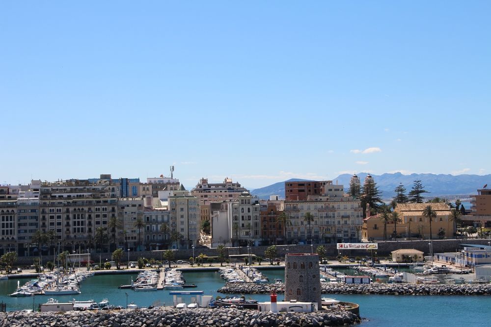 Los mediadores inmobiliarios acuerdan ofrecer su colaboración a la ciudad para atraer inversores